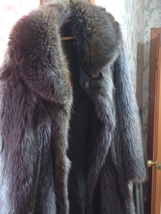 Продаю шубу енот