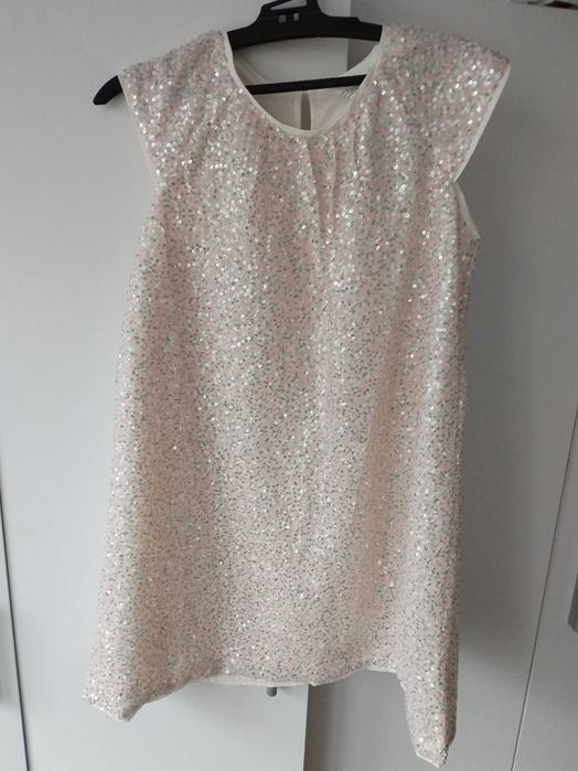 Нова блестяща рокля 140 номер