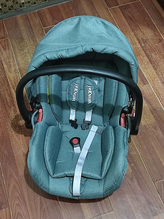 Срочно продается автокресло для детей