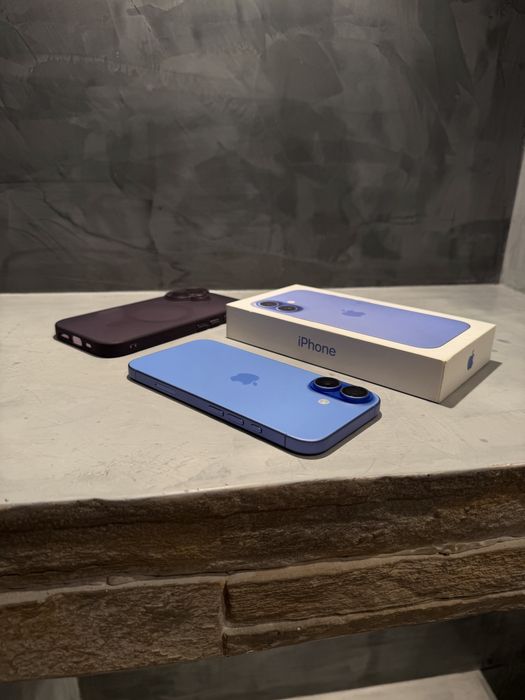 КАТО ЧИСТО НОВ Iphone 16, 100% батерия Ultramarine