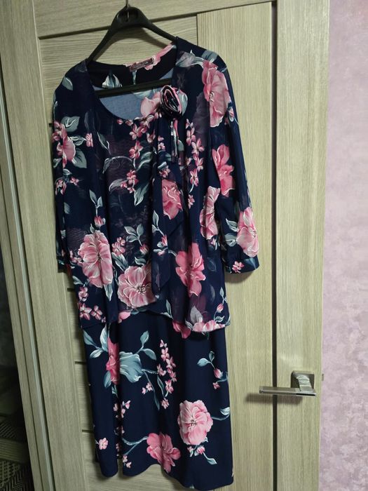 Продам разные платья