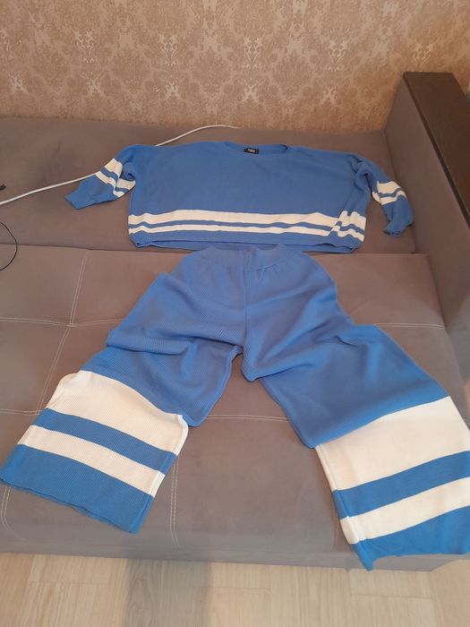 Продам двойку женскую