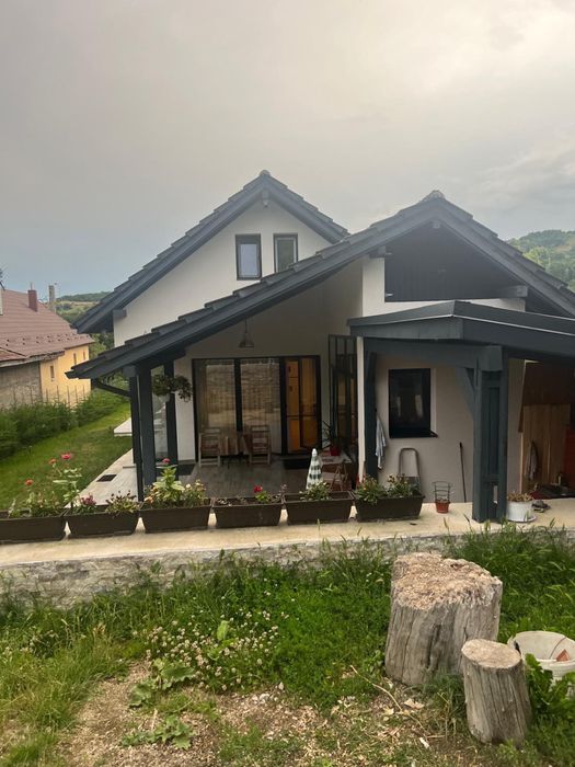 Vand casa pe un singur nivel in Valcele, Feleacu, 14 km distanta de Cluj-Napoca