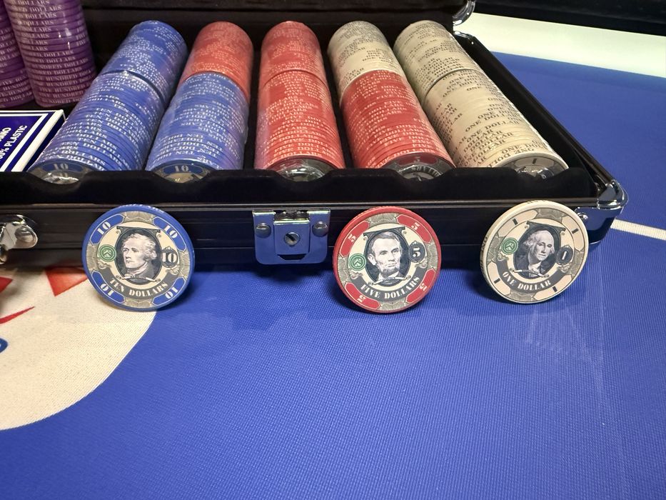 Set jetoane poker "The Dead Presidents" - 600 pcs