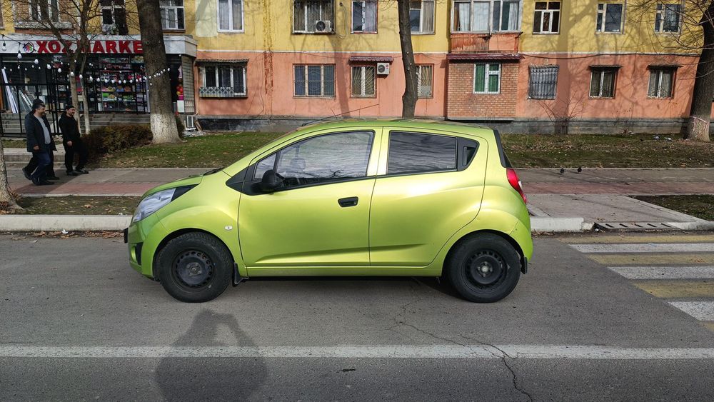 Prodayu Chevrolet Spark 2014