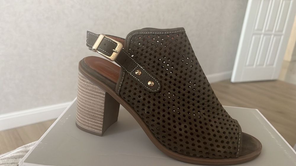 Обувь новый удобный