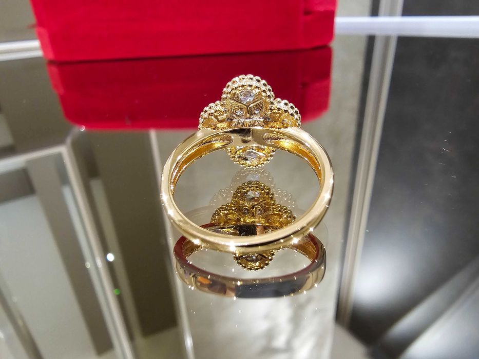 Van Cleef & Arpels VCA Rose Diamond Alhambra Clover Дамски Пръстен