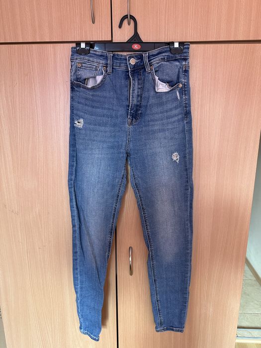Дамски дънки Stradivarius