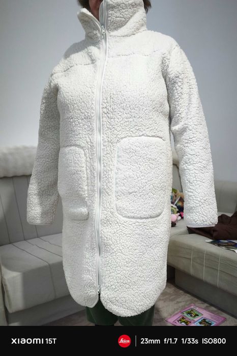 Дамско палто екрю