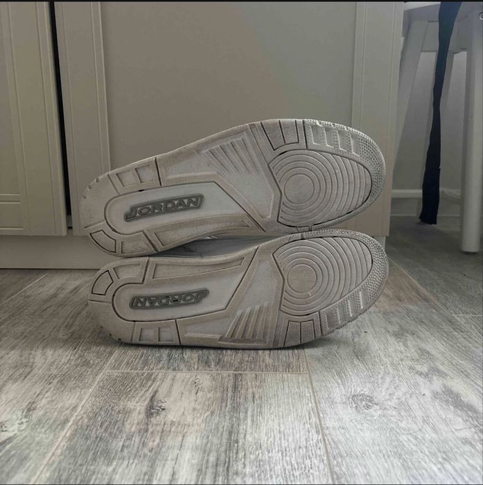 Air Jordan 3 Pure Money