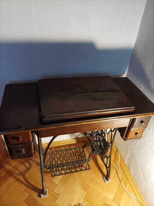 Шевна машина Сингер