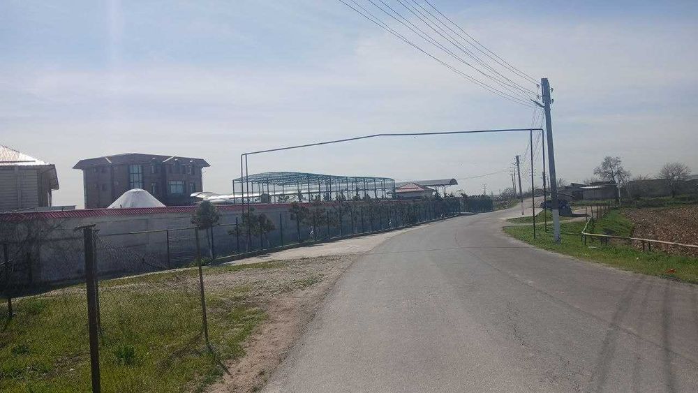 Продаётся земельный участок 10 соток.