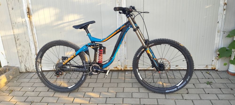 Giant glory 2015 downhill