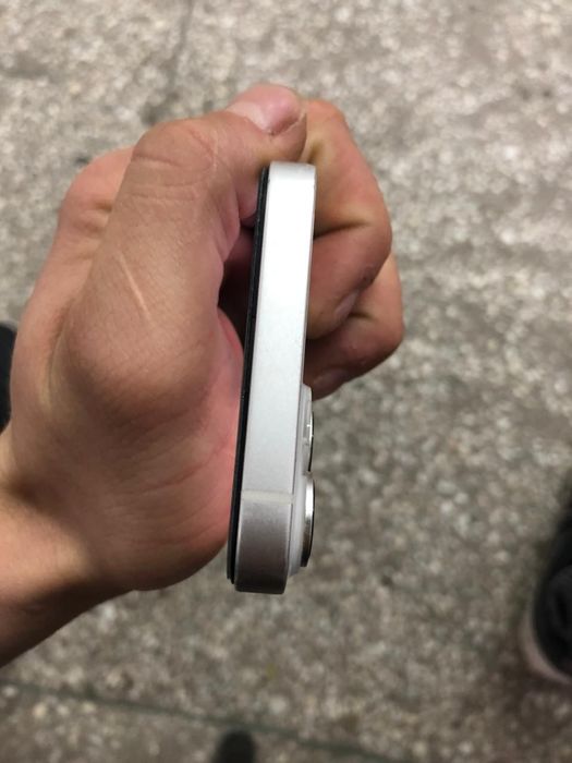 IPhone 14 в хорошем состоянии