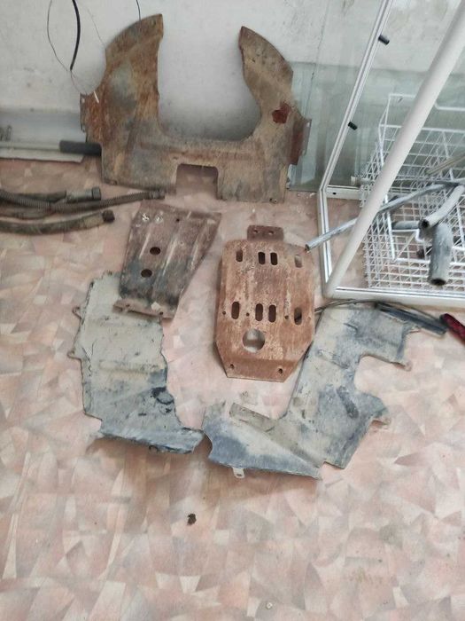 Амортизаторы  б/у ваз-2107 семерка