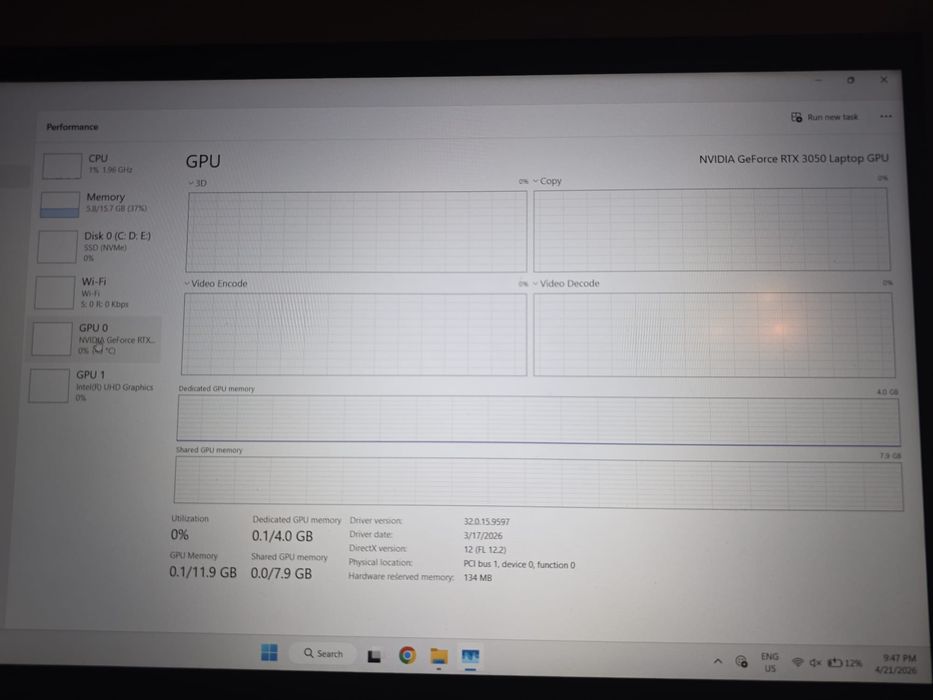 Laptop Gaming Dell G15 5511 i5-11260H RTX 3050 16GB RAM SSD 512GB
Descriere:
Vând laptop gaming Dell G15 5511 în stare foarte bună, potrivit pe