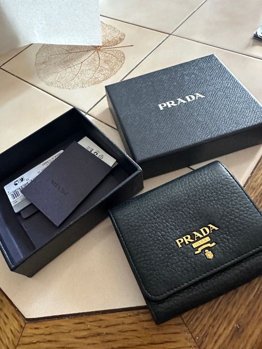 Portofel Prada original!