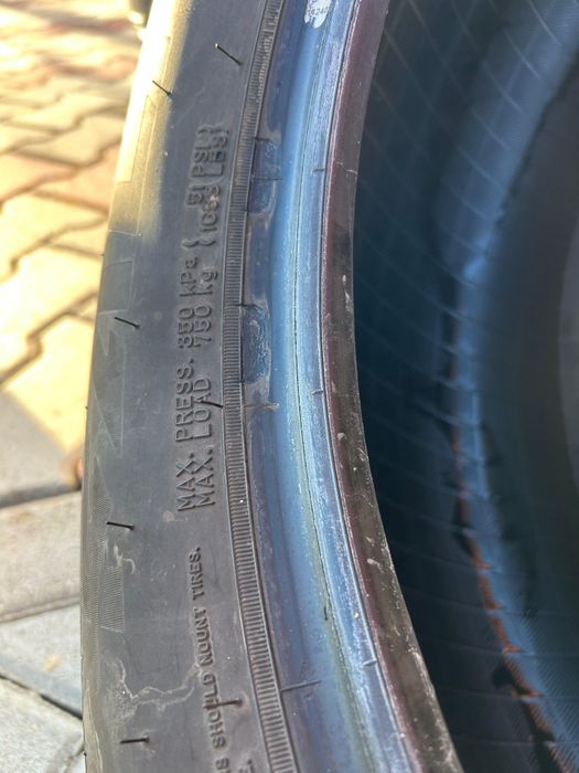 Vand set 4 anvelope 225x55 R18  Falken ziex ze310