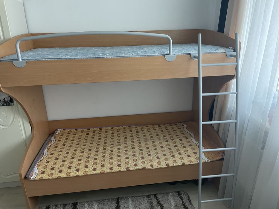 Детская мебель голубого цвета