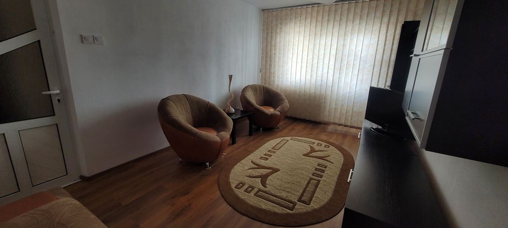 Inchiriez apartament 2 camere m6