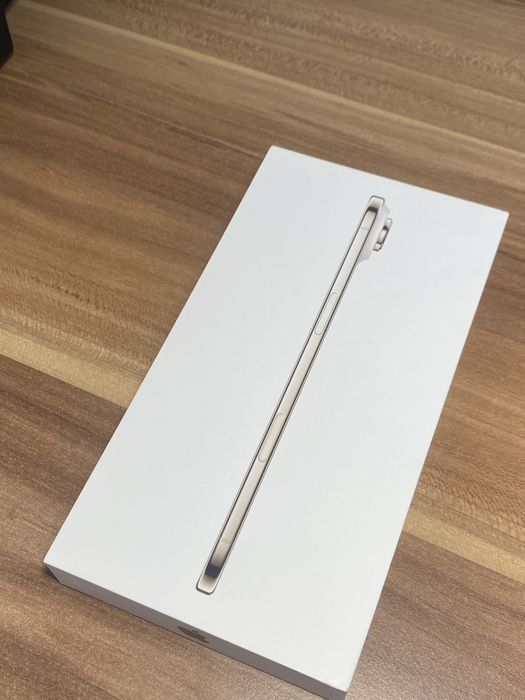 iPhone 17 Air, 256 GB, Light Gold/ Sky Blue, Sigilat, Cod produs: 5490/ 4313