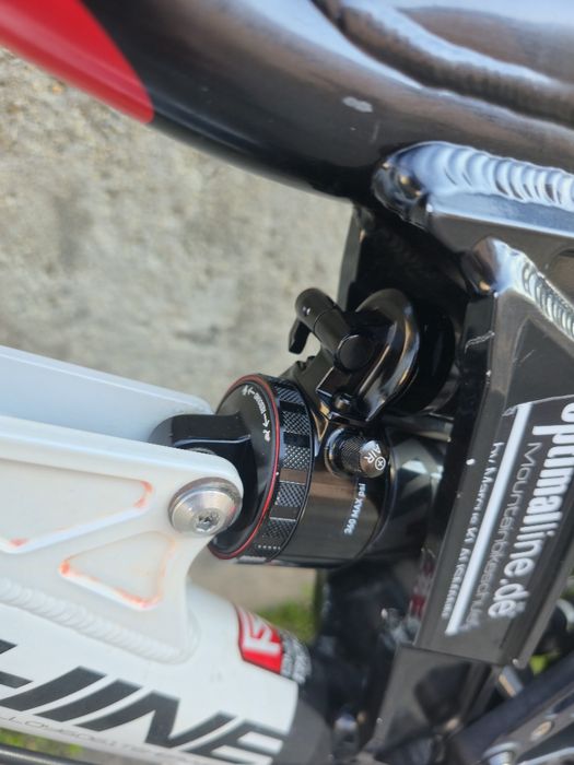 Даунхил мекица 26цола Rockmachine Boxxer , шок Въздушен  Rockshox  1x9