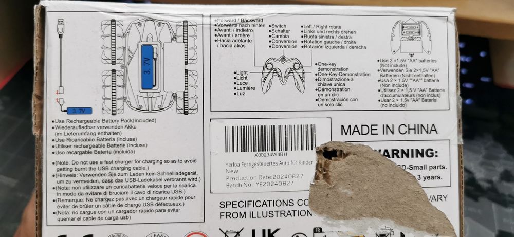 Masina cu telecomanda impermeabila