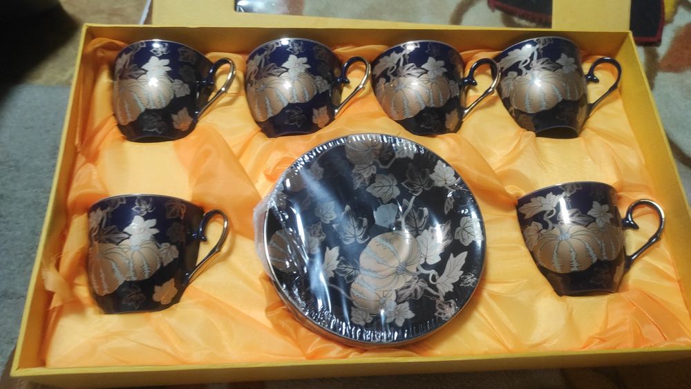 Продам посуду новую