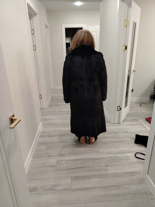 Продам норковую шубу