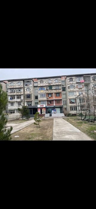 Taxtapulda 1 qavat joykashkan ofis sotiladi