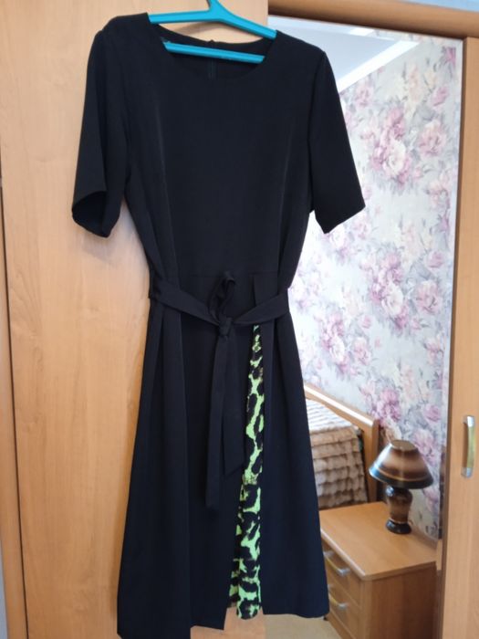 Платье футляр,черное,50-52