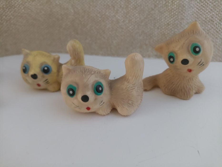 Фигурки кошечек и собак