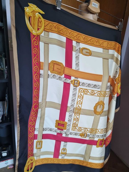 Копринен шал Trussardi