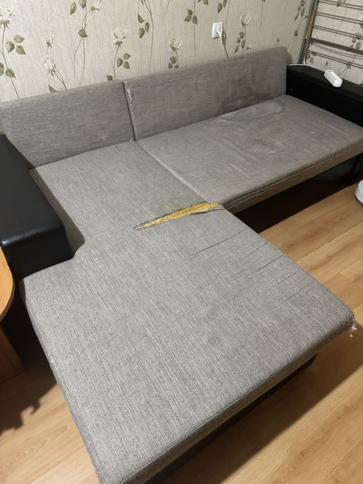 Диван  раскладной БЕСПЛАТНО