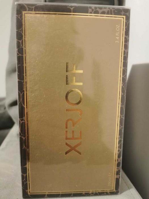 Parfum 100 ml cu persistenta indelungata