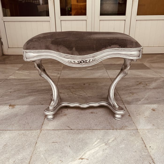 Луксозна тапицирана пейка / табуретка – нео-барок стил