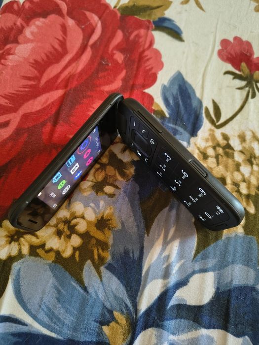 Nokia Flip 2660 excelent