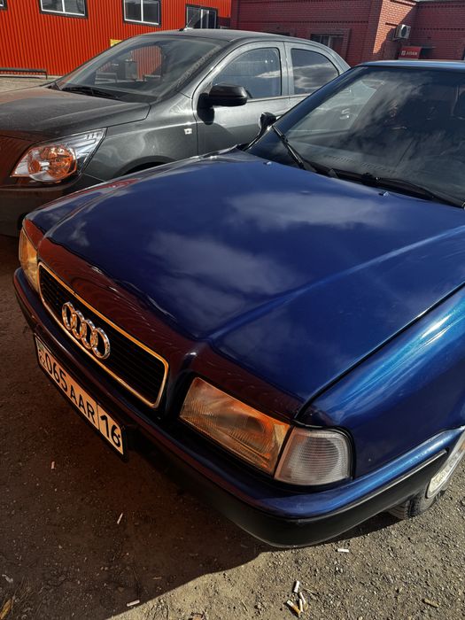 Продам Audi 80 б4