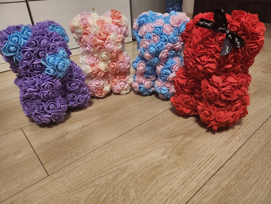 Мече от вечни рози