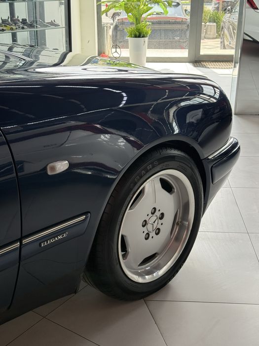 Mercedes Benz W210