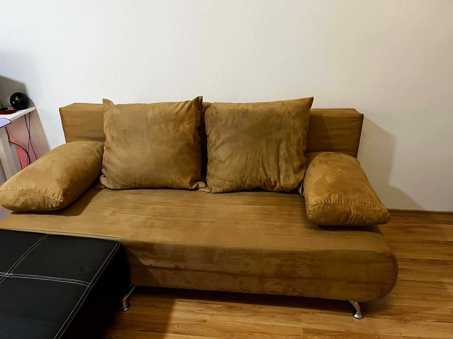 Разтегаем диван с място за съхранение