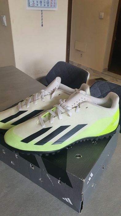 Футболни обувки бутонки Adidas X Crazyfast.4 TF номер 40.5