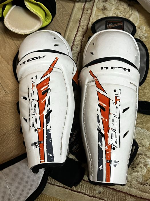 хоккейная форма проф 8-9 лет