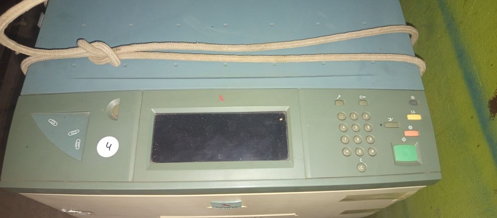 продам принтер xerox dc12