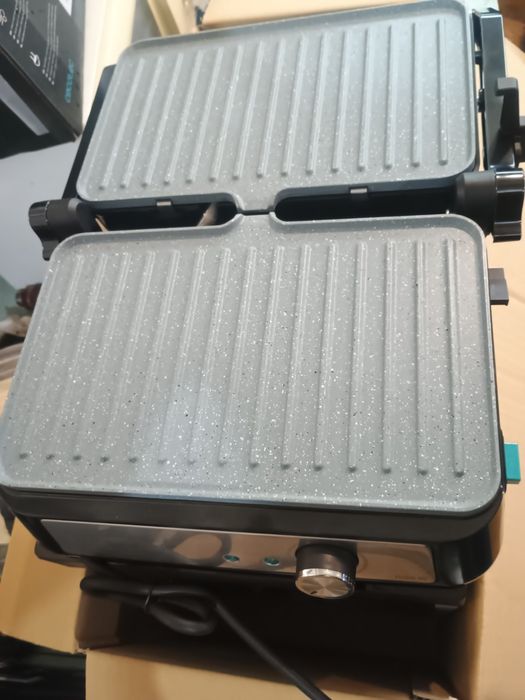 Тостерник CECOTec