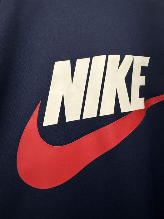 Nike горнище и тениска на Lebron James