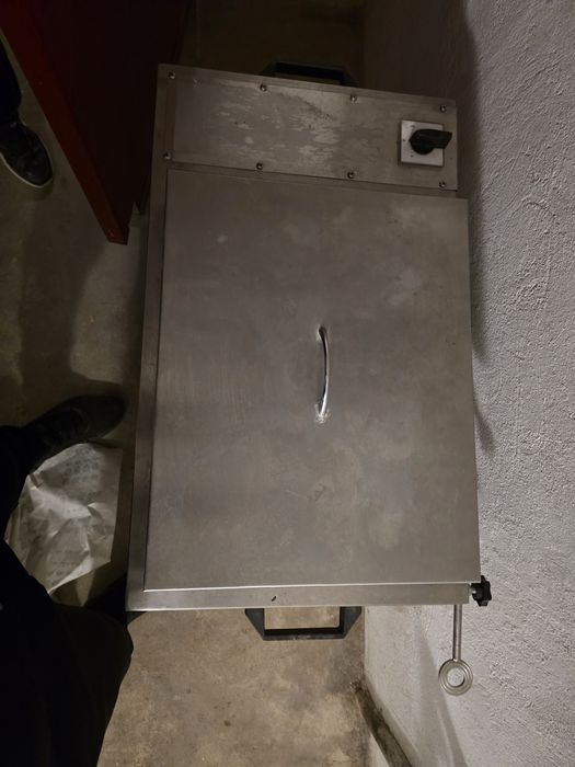 Тестомелачка! Като нова! Използвана два пъти!