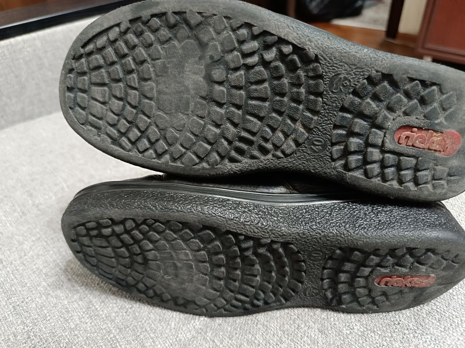 Мужская обувь, 40 размер. Б.у. немецка, кожаная.