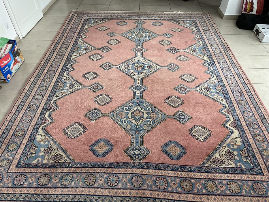 Covor persan  lana lucrat manual