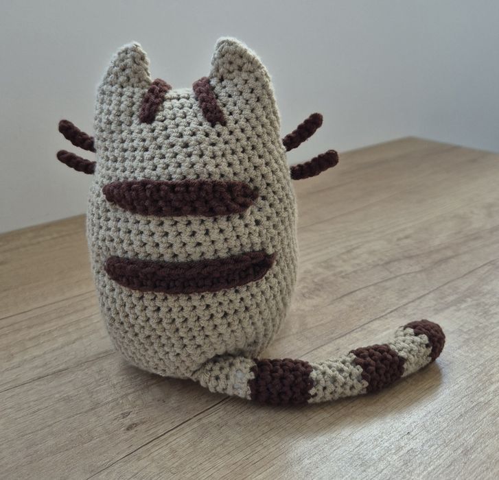Pisica Pusheen crosetata, crochet